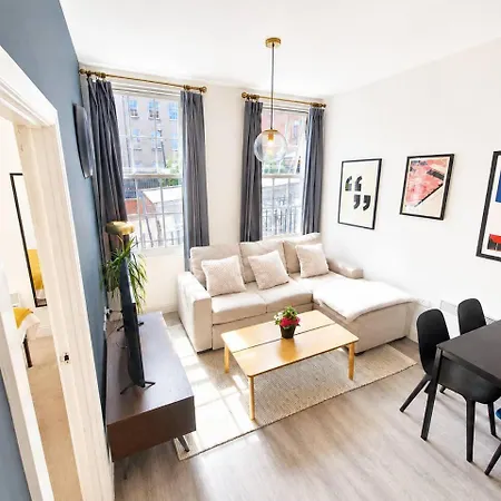 Comfy Cabot Circus Flat Sleeps 4 Appartement Bristol