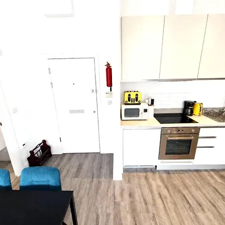 Appartement Comfy Cabot Circus Flat Sleeps 4
