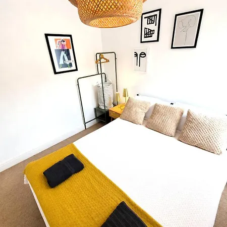 Appartement Comfy Cabot Circus Flat Sleeps 4
